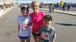 Terre Fraternité visible à la Army Ten-Miler américaine (11 octobre 2015)