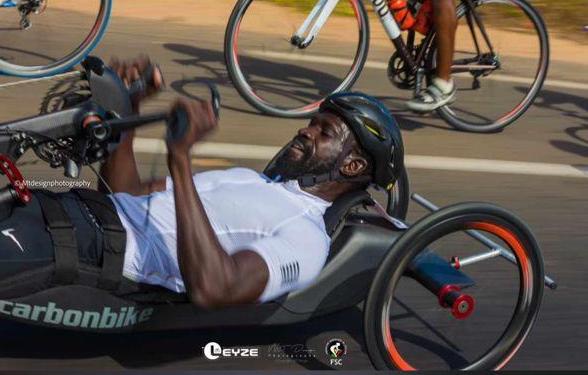 Bravo au légionnaire Macoumba et à son handbike (3 décembre 2022)